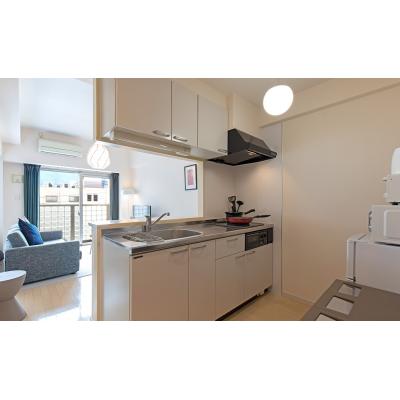 ソフィテル・紺屋町　ジュニアスィート１【ダブルベッド】広々１LDK37㎡　高速WIFI　LAN接続可　無料設備充実　交通アクセス抜群　快適な生活環境をの物件画像
