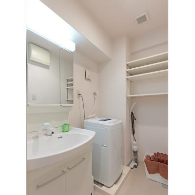ソフィテル・紺屋町　ジュニアスィート１【ダブルベッド】広々１LDK37㎡　高速WIFI　LAN接続可　無料設備充実　交通アクセス抜群　快適な生活環境をの物件画像