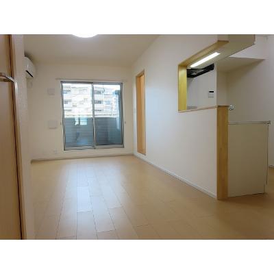 ふる～る本中山 303【管理NO：1-019277301-03030】 ★家具家電は申し込み後に搬入します★ ★2026年08月下旬入居可能★の物件画像