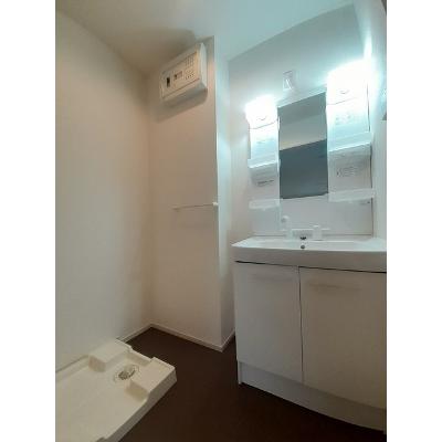 ｓｔｅｌｌａｒ　Ⅱ 106【管理NO：1-018715302-01050】 ★家具家電は申し込み後に搬入します★の物件画像