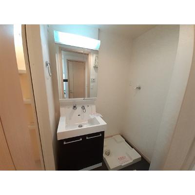 ウィンザー越水 105【管理NO：1-017180301-01040】 ★家具家電は申し込み後に搬入します★ ★2026年10月中旬入居可能★の物件画像