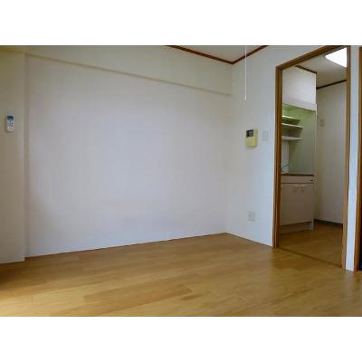 サンヒルズ壺屋 202【管理NO：1-012122001-02020】 ★家具家電は申し込み後に搬入します★ ★2026年08月下旬入居可能★の物件画像