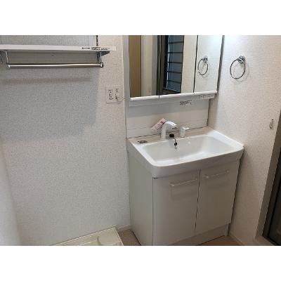 フラワー　ヒルズ 302【管理NO：1-024907101-03020】 ★家具家電は申し込み後に搬入します★ ★2026年11月中旬入居可能★の物件画像