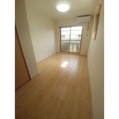 Ｇｒａｎｇｅ四条大宮 403【管理NO：1-020550701-04030】 ★家具家電は申し込み後に搬入します★の物件画像