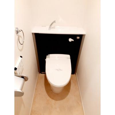 イーストブルー六番館 301【管理NO：1-022548101-03010】 ★家具家電は申し込み後に搬入します★ ★2026年09月中旬入居可能★の物件画像