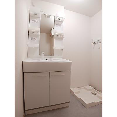 プランドール 104【管理NO：1-018056801-01040】 ★家具家電は申し込み後に搬入します★の物件画像
