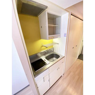 ユニオンマンスリーつきみ野１　301　1R・シングル☆【禁煙ルーム】人気の角部屋！デスク・チェア＆室内洗濯機やたっぷり収納2ドア冷蔵庫など生活家電のあるお部屋の物件画像