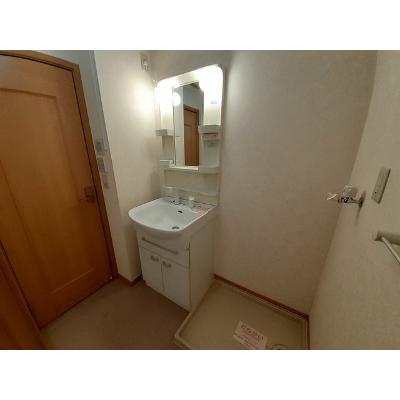 ヴィラ　サンライズ 102【管理NO：1-012442601-01020】 ★家具家電は申し込み後に搬入します★ ★2026年09月下旬入居可能★の物件画像