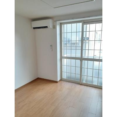 サンエステート 104【管理NO：1-010240901-01040】 ★家具家電は申し込み後に搬入します★の物件画像