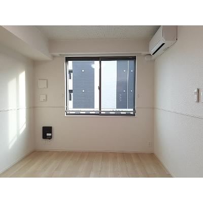 モナコⅠ 102【管理NO：1-026966201-01020】 ★家具家電は申し込み後に搬入します★ ★2026年09月中旬入居可能★の物件画像