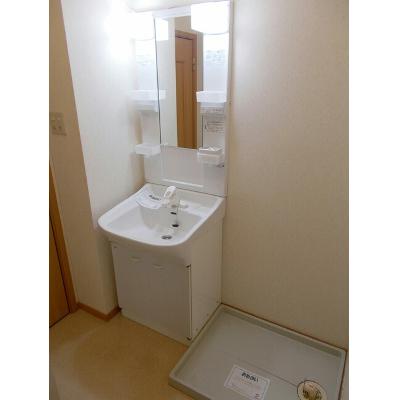 サンルーラン 103【管理NO：1-010714101-01030】 ★家具家電は申し込み後に搬入します★ ★2026年11月下旬入居可能★の物件画像