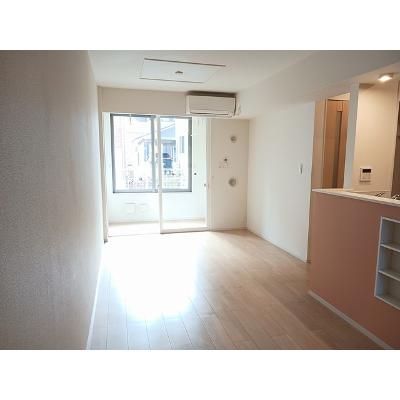 アリア 104【管理NO：1-022669401-01040】 ★家具家電は申し込み後に搬入します★の物件画像