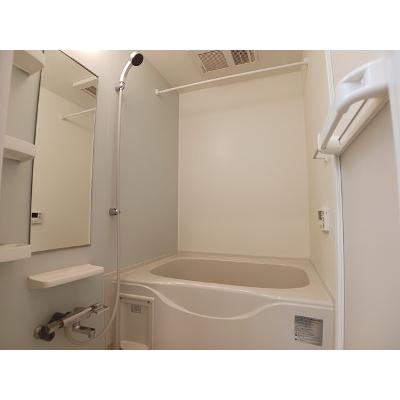 エストレーラ 102【管理NO：1-022085201-01020】 ★家具家電は申し込み後に搬入します★の物件画像