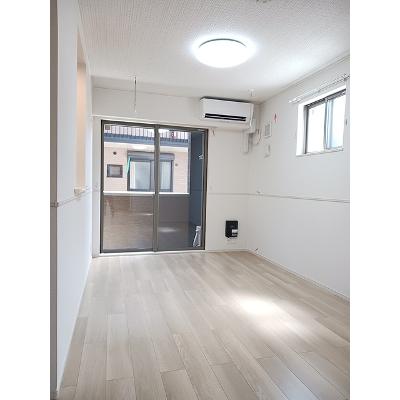 コニリオ　フェリーチェ 101【管理NO：1-028351401-01010】 ★家具家電は申し込み後に搬入します★の物件画像