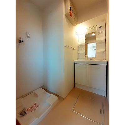 カミヤ 202【管理NO：1-018551501-02020】 ★家具家電は申し込み後に搬入します★の物件画像