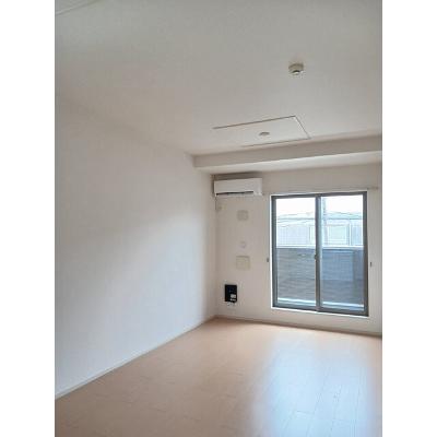 ラ　エスペランサ 201【管理NO：1-017225701-02010】 ★家具家電は申し込み後に搬入します★ ★2026年09月上旬入居可能★の物件画像