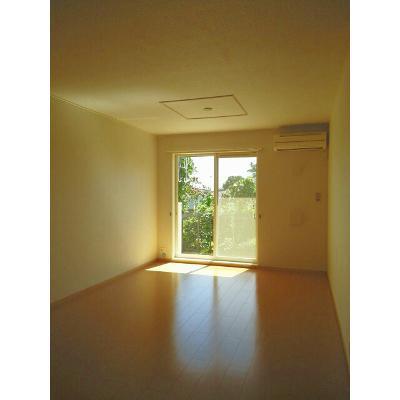 ヴィラ・ハナミズキ　Ⅲ 102【管理NO：1-016110703-01020】 ★家具家電は申し込み後に搬入します★ ★2026年09月下旬入居可能★の物件画像