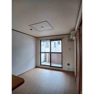 クレメンティア 203【管理NO：1-011996701-02030】 ★家具家電は申し込み後に搬入します★の物件画像