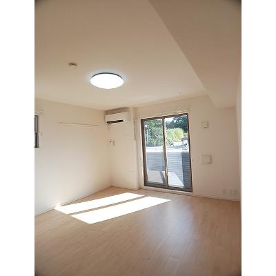 サンパティーク蓑川 101【管理NO：1-024979901-01010】 ★家具家電は申し込み後に搬入します★の物件画像
