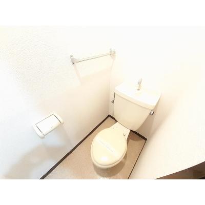 ファミールロード 202【管理NO：1-004715901-02020】 ★家具家電は申し込み後に搬入します★ ★2026年09月下旬入居可能★の物件画像