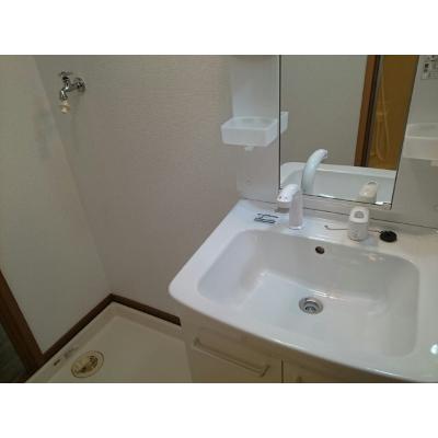 フォレスト 203【管理NO：1-007803201-02030】 ★家具家電は申し込み後に搬入します★ ★2026年10月下旬入居可能★の物件画像
