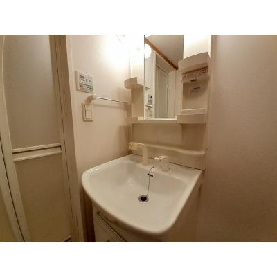 ユング　フラウⅡ 102【管理NO：1-012016601-01020】 ★家具家電は申し込み後に搬入します★ ★2026年09月中旬入居可能★の物件画像