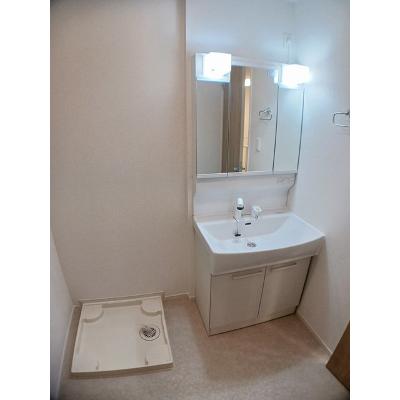 エルミタージュ泉ヶ丘２号館 105【管理NO：1-027585601-01040】 ★家具家電は申し込み後に搬入します★の物件画像