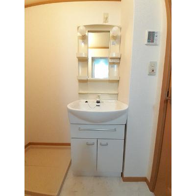 ル　トワ　ヴェールＢ 101【管理NO：1-012561602-01010】 ★家具家電は申し込み後に搬入します★ ★2026年08月下旬入居可能★の物件画像