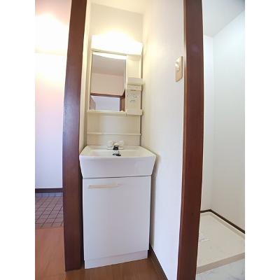 城山ハイツ 101【管理NO：1-003360801-01010】 ★家具家電は申し込み後に搬入します★の物件画像