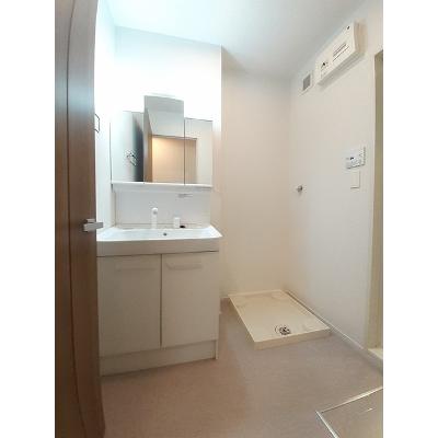永遠Ａ 203【管理NO：1-026151801-02030】 ★家具家電は申し込み後に搬入します★ ★2026年09月中旬入居可能★の物件画像
