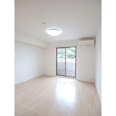 プラシード 103【管理NO：1-023006001-01030】 ★家具家電は申し込み後に搬入します★の物件画像