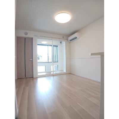 メゾン・エスペランサⅡ 102【管理NO：1-028644601-01020】 ★家具家電は申し込み後に搬入します★ ★2027年01月下旬入居可能★の物件画像