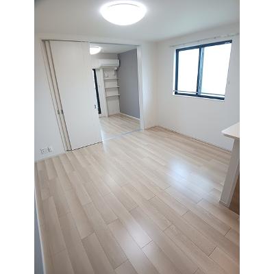 リベルテ　リンク 304【管理NO：1-025796001-03040】 ★家具家電は申し込み後に搬入します★の物件画像