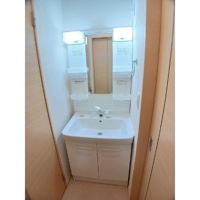 レジェンド 101【管理NO：1-020584201-01010】 ★家具家電は申し込み後に搬入します★ ★2026年08月下旬入居可能★の物件画像