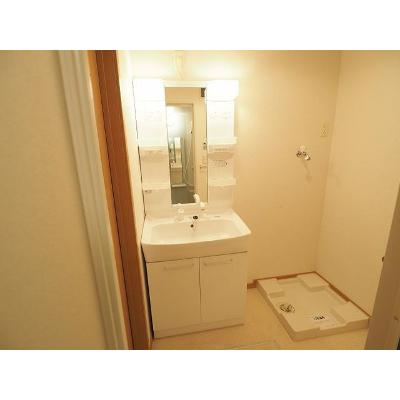 ブライトーＵ　Ｂ 201【管理NO：1-014984202-02010】 ★家具家電は申し込み後に搬入します★の物件画像