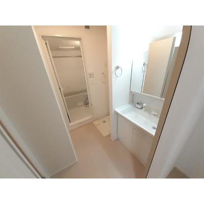 メイブローテⅠ 101【管理NO：1-026360101-01010】 ★家具家電は申し込み後に搬入します★の物件画像