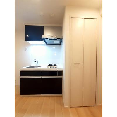 プルニエール西が丘 202【管理NO：1-026755101-02020】 ★家具家電は申し込み後に搬入します★ ★2026年09月中旬入居可能★の物件画像