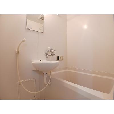 ウイスタプラス 103【管理NO：1-012831601-01030】 ★家具家電は申し込み後に搬入します★の物件画像