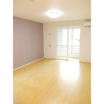 ベルナベウ 103【管理NO：1-023466302-01030】 ★家具家電は申し込み後に搬入します★ ★2026年10月上旬入居可能★の物件画像