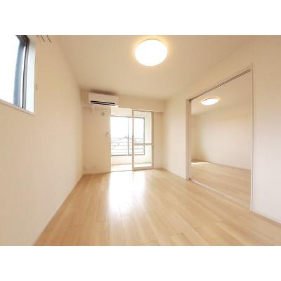 フレーシュ 201【管理NO：1-026299601-02010】 ★家具家電は申し込み後に搬入します★ ★2026年10月上旬入居可能★の物件画像