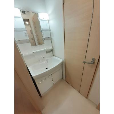 ファン　ファミールＢ 102【管理NO：1-018914902-01020】 ★家具家電は申し込み後に搬入します★の物件画像