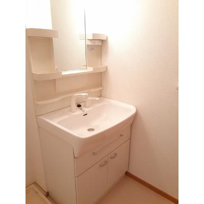 エレガントＤ 101【管理NO：1-013732502-01010】 ★家具家電は申し込み後に搬入します★ ★2026年10月上旬入居可能★の物件画像