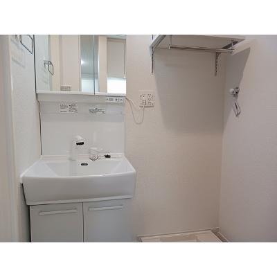 リュミエール 201【管理NO：1-027712301-02010】 ★家具家電は申し込み後に搬入します★ ★2026年09月中旬入居可能★の物件画像