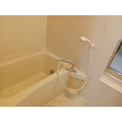 バーシアフリー　Ａ 101【管理NO：1-010742201-01010】 ★家具家電は申し込み後に搬入します★の物件画像