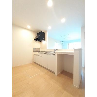 グロリアス　Ｍ 101【管理NO：1-019038701-01010】 ★家具家電は申し込み後に搬入します★ ★2026年10月上旬入居可能★の物件画像