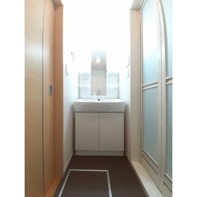 フロウリッシュⅡ 204【管理NO：1-018142701-02040】 ★家具家電は申し込み後に搬入します★ ★2026年10月中旬入居可能★の物件画像