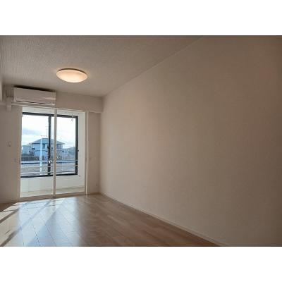 ブリランテ　Ⅰ 102【管理NO：1-027653101-01020】 ★家具家電は申し込み後に搬入します★ ★2026年09月下旬入居可能★の物件画像