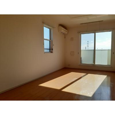 マードレＣ 201【管理NO：1-017145103-02010】 ★家具家電は申し込み後に搬入します★ ★2026年10月上旬入居可能★の物件画像