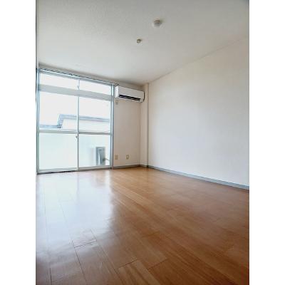 メゾンアサバ 203【管理NO：1-003160201-02030】 ★家具家電は申し込み後に搬入します★の物件画像