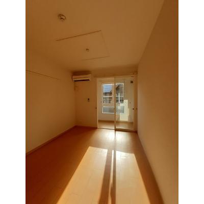 エレガンシア 102【管理NO：1-016944001-01020】 ★家具家電は申し込み後に搬入します★ ★2026年10月中旬入居可能★の物件画像